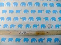 Elefanten groß blau auf weiß Elefanten groß blau auf weiß