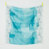 nani IRO Wild flower Window nani IRO Wild flower Window