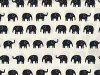 Elefanten groß schwarz auf weiß Elefanten groß schwarz auf weiß