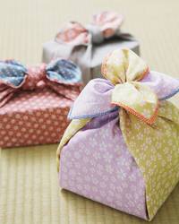 Furoshiki & Sashiko Workshop in Stahnsdorf Furoshiki & Sashiko Workshop in Stahnsdorf