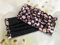 Gesichtsmaske Kranich Blumen schwarz Gesichtsmaske Kranich Blumen schwarz